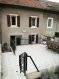 Maison Vente 3 chambres à Moyeuvre-Grande - 165 000 € MOYEUVRE GRANDE: Maison mitoyenne d'un coté dans impasse au calme comprenant une cuisine équipée, un salon-séjour, 3 chambres, salle de bains, wc, combles aménageables, cave, buanderie, garage et jardin avec vue sur Forêt.