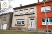 Maison Vente 5 chambres à Dudelange - 619 000 € Très belle maison libre des 3 côtés située à Dudelange sur un terrain de +- 6 ares, qui a été rénovée en 2001 et proche de toutes commodités (telles que commerces, école, arrêts de bus etc.)La maison se compose comme suit:Rez-de-chaussée:* Vaste hall d'entrée* Grand living / Salle à manger* Cuisine équipée séparée* Débarras* Un accès au spacieux jardin de +- 3,50 ares et à la terrasse ( coin prévu pour le rangement de bois )Au 1er étage:* 3 chambres à coucher dont une avec dressing* 1 salle de bain + WCAu 2ième étage ( comble aménagé ) :* 1 chambre à coucher * Coins rangementsCaves et buanderie s'ajoutent pour compléter ce bien. Pour plus de renseignements ou une visite (visites également possibles le samedi sur RDV), veuillez contacter le 28.66.39.1 ou bien le 621.188.267.Ref agence :72285