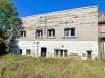 Immeuble de rapport Vente 4 chambres à Bouzonville - 70 000 € Immeuble à rénover. Immeuble à rénover se composant de deux F1 au RDC, un appartement F3 au premier étage et jardin. Situé dans petite copropriété au calme.Copropriété de 19 lots (Pas de procédure en cours).Charges annuelles : 840.00 euros.