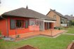 Bungalow Vente 3 chambres à Schifflange - 889 000 € ENGLISH DESCRIPTION BELOW
Charmant Bungalow avec grand jardin et terrasse à vendre dans une cité résidentielle et calme de Schifflange.
Le Bungalow se distingue comme suit :
Un grand salon / salle à manger avec cheminée électrique
Une cuisine équipée
2 Salles de bain
3 Chambres à coucher (15.58m2, 15.14m2 et 9.23m2)
2 sanitaires séparés
Un double garage (31.12m2)
Un cave
Une grande terrasse (50m2)
Un grand jardin
Atouts de ce Bungalow :
Chaudière Buderus 2009 / Panneaux solaire pour eau chaude / Bonne isolation thermique / Parcelle de 8 ares / Grand jardin / Proche du centre
Visites et informations, contactez :
Correia Brice / 691.84.39.55
ENGLISH DESCRIPTION :
Charming Bungalow with large garden and terrace for sale in a residential and quiet place of Schifflange.
The Bungalow stands out as follows:
A large living / dining room with electric fireplace
A fully-equipped kitchen
2 Bathrooms
3 Bedrooms (15.58sqm, 15.14sqm and 9.23sqm)
2 separate toilets
A double garage (31.12sqm)
A cellar
A large terrace (50sqm)
A big garden
Advantages of this Bungalow:
Buderus boiler 2009 / Solar panels for hot water / Good thermal insulation / Plot of 8 acres / Large garden / Near the center
Visits and information, contact:
Correia Brice / 691.84.39.55
