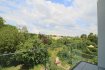 Appartement Location 2 chambres à Luxembourg-Merl - 2 150 € Sigelux Real Estate vous présente cette nouvelle résidence, construction 2021, comprenant 13 appartements de 1 chambre et 2 chambres, surface habitable de 60m2 à 77m2
Il se situe au 474, rue de Longwy L-1940 Luxembourg, sa surface habitable est de 77m2
- Hall d’entrée
- Living avec terrasse
- 2 chambres à coucher avec rangement
- 1 salle de douche
- 1 toilette séparée
- 1 emplacement de parking
- 1 cave
- Buanderie
Chauffage au sol, visiophone, parquet, fibre optique,
Disponibilité immédiate
Loyer : 2150€
Charges : 230€
Garantie Locative: 6450€
Frais d’agence : 1 mois de loyer + Tva 17%