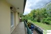 Maison Vente 4 chambres à La Ferté-Bernard - 203 890 € LA FERTE BERNARD, IDEAL FAMILLE. C-immobilier vous propose au coeur de la ville, proximité immédiate des écoles, collèges, lycée, gare axe Paris-Le mans et commerces à pieds, tout en étant au calme, une maison familiale de quatre chambres,avec salle à manger-séjour spacieux et lumineux. Equipée de deux salles de bains, d'une cuisine aménagée, d'une grande entrée avec escalier en marbre et fer forgé. Son terrain de 700 m2 clos et arboré ravira petits et grands. Maison équipée d'un parking pour deux voitures accompagné d'un garage de 40m2, deux ateliers,et d'une lingerie. Travaux de décoration à prévoir. Chauffage gaz de ville, double vitrage Bois. Maison idéale pour les familles.