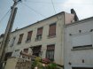 Maison Vente 2 chambres à Fourmies - 95 400 € Maison 133 m² FOURMIES. Maison mitoyenne à rénover comprenant au rez de chaussée : salon/salle à manger, cuisine, wc. A l'étage : 2 chambres, couloir, salle de bains, cuisine, salle à manger. Véranda, terrasse, terrain d'environ 350 m².Possibilité de réaliser 2 logements.
