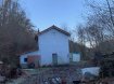 Maison Vente 1 chambre à Hussigny-Godbrange - 25 000 € A VENDRE ancienne maison de garde-barrière, situé entre la commune d'HUSSIGNY-GODBRANGE et la commune de SAULNES, face au cimetière de LASAUVAGE au LUXEMBOURG.
Maison d'une suprficie d'environ 60m².
Maison à rénover, sur 5 ares et 48 centiares.
Rez-de-chaussée, un étage, un grenier aménageable.
La maison ne possède pas de branchement d'eau, n'y d'électricité, n'y de gaz.