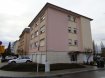 Appartement Location 2 chambres à Luxembourg-Belair - 1 650 € Appartement rénové composé de 2 chambres, une salle de douche avec Wc et connexion lave-linge, une cuisine équipée séparée neuve, un séjour à l'arrière avec sortie sur balcon et un coin vestiaire. Grande cave et garage individuel avec sortie directe dans le hall d'entrée de l'immeuble.
Vue agréable, bon quartier. Toutes les commodités à proximité. Arrêt de bus à 10m.