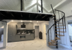 Appartement Vente 2 chambres à Hassel - 499 000 € L'appartement proposé se situe au premier et dernier étage d'une petite copropriété à 2 unités, et se compose comme suit :
- Hall d'entrée,
- Cuisine équipée ouverte sur salle à manger/séjour avec accès sur la terrasse avec une cheminée.
- 1 chambre à coucher,
- 1 salle de douche,
- Mezzanine à l'étage, avec possibilité de faire une 2ème chambre ou un bureau.
N'hésitez pas de me contacter pour une visite : tria@newgest.lu ou. +352691125293