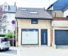 Bureau Location à Tetange - 850 € F&N Promotion vous propose en exclusivité un local commercial situé en plein centre de Tétange d'une surface de +/-32m², sur 2 étages.
Entièrement rénové, façade comprise.
rez-de-chaussée: local commercial
sur l'étage: stockage, salle de douche,
Proche de toutes commodités, idéal pour des bureaux.
A voir absolument!
Pour tout renseignement supplémentaire ou pour convenir d'une visite, n'hésitez pas à nous contacter sur le n° +352 621 139 988 ou par mail info@fn-promotion.lu
------
F&N Promotion sàrl bietet Ihnen ein Geschäftslokal mitten im Zentrum von Tétange, mit einer Nutzfläche von +/-32m², auf 2 Stockwerken.
Erdgeschoss: Geschäftsraum
1. Obergeschoss: Lagerraum, Badezimmer
Vollständig renoviert, inklusive Fassade (wird noch gemacht!).
In der Nähe von jeglichen Annehmlichkeiten, ideal geeignet für Büros.
Für jede weitere Information, oder für eine eventuelle Besichtigung, zögern Sie bitte nicht uns zu kontaktieren unter der +352 621 139 988 oder per E-Mail an info@fn-promotion.lu