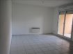 Appartement Location 1 chambre à Cambrai - 390 € Dans résidence sécurisée - Au 3ème étage appartement type II de 42.30m² comprenant: Cuisine équipée ouverte sur salon/séjour, placard de rangement, WC, SDB, 1 chambre avec placard. chauffage électrique - balcon - place de parking. loyer 390 Euros + 40Euros de provision pour l'eau froide, les parties communes et la place de parking Honoraires 465.30Euros à la charge du locataire et 465.30 € à la charge du bailleur. (8Euros du m² pour la visite - constitution du dossier - rédaction du bail et 3Euros du m² pour l'état des lieux) à régler uniquement à la signature du bail.