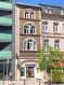 Immeuble de rapport Vente 3 chambres à Esch-sur-Alzette - 949 000 € -- FR --Immeuble de rapport (commerce et 3 appartements) à vendre à Esch-sur-Alzette avec une surface habitable de +/- 275m2 qui se compose comme suit :Au Sous-sol :- cavesAu Rez-de-chaussée :- local commercial de 80m2Chaque appartement (1er étage, 2ème étage et 3ème étage) se compose comme suit :- Living- Une cuisine équipée- 1 chambre à coucher- 1 salle de doucheLes trois appartements sont actuellement loués pour une somme totale de 2'400' (1 appartement à 900', 2ème à 800' et 3ème à 700'). Les charges mensuelles (eau et canalisation) s'élèvent à 50'.DANS LE PRIX SONT INCLUS LES AUTORISATIONS (PERMIS DE BÂTIR) POUR TRANSFORMER / AGRANDIR L'IMMEUBLE DONC FAIRE UN DUPLEX EN PLUS. LES PLANS SUR SIMPLE DEMANDE. Immeuble de rapport se situe à proximité de toutes les commodités (transports en commun, supermarchés, école,...)Pour tout complément d'information, n'hésitez pas à nous contactez par téléphone au 28 77 88 22.Nous sommes également disponibles pour organiser les visites le samedi !Nous sommes, en permanence, à la recherche de nouveaux biens à vendre (des appartements, des maisons et des terrains à bâtir) pour nos clients acquéreurs.N'hésitez pas à nous contacter si vous souhaitez vendre ou échanger votre bien, nous vous ferons une estimation gratuitement.Ref agence :140