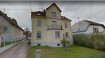 Maison Location 6 chambres à Bitche - 930 € c.c. Maison à louer Bitche. Maison Individuelle comprenant au RDC: une entrée, un salon/séjour, un dégagement, 1 chambre, une salle d'eau avec wc. Au 1er étage : un dégagement, 4 chambres, une salle de bains avec wc , un balcon et au second : 1 chambre, 1 bureau, 1 mezzanine et une salle de bains avec wc. Sous-sol, double garage, espaces verts.Chauffage individuelle gaz.Loyer : 885€+45€(ordures ménagères)Mandat N° 153. Provision sur charges 45 €/mois, régularisation annuelle. Dépôt de garantie 885 €. Honoraires de 885 € TTC à la charge du locataire comprenant 735 € pour l'état des lieux. Nos honoraires : http://www.le-pied-a-terre.fr/honoraires