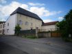 Maison individuelle Vente 10 chambres à Thionville - 565 000 € THIONVILLE GUENTRANGE MAISON VIGNERONNE A RENOVER DEVELOPPANT 170M2 HABITABLE SUR UN TERRAIN DE 12,61 ARES.
COMPOSITION ; ENTREE SALON, SEJOUR, PIECE REPAS, CUISINE, BUREAU 3 CHAMBRES ET SALLE DE BAINS, POSSIBILITE DE CREER 3 CHAMBRES SUPPLEMENTAIRES , CAVE VOUTEE - SURFACE UTILE GLOBALE D'ENVIRON 300M2
IDEAL POUR FAMILLE RECOMPOSEE
DPE NON APPLICABLE
Ref agence :6451