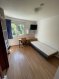 Appartement Vente 1 chambre à Brunstatt - 39 000 € Face au Campus Universitaire MULHOUSE Illberg, nous vous proposons ce Studio Meublé de 14m² situé au 2e et dernier étage :
Il est composé :
- 1 Pièce Principale avec Placard, Lit, Bureau,
- 1 Coin Cuisine avec Frigo, Plaques de Cuisson,
- 1 Salle d'Eau avec douche, lavabo et WC.
Le Chauffage et l'Eau chaude sont individuels électrique.
Cette Résidence comprend également une nouvelle Laverie.