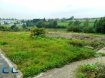 Terrain constructible Vente à Baschleiden - 140 000 € Terrain à bâtir, de 7,39 ares, pour une maison jumelée, sans contrat de construction, dans une rue calme avec une vue imprenable sur la vallée. Baschleiden se situe dans le Parc Naturel de la Haute-Sûre.
Un avant projet (plans et visualisation 3D) a déjà été établit par l'un de nos partenaire promoteur. Celui-ci vous propose la construction d'une maison clé en main (sans meubles de cuisine et sans aménagement du jardin) adapté à ce terrain. Le projet serait entièrement réalisé sur mesure et pourrai être adapté selon vos besoins.
Ref agence :BCVB_1
