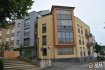 Garage - Parking Vente à Oberkorn - 33 000 € Un parklift et un emplacement extérieur situé dans une cour à Oberkorn.Disponibilité immédiate.Pour plus d'informations n'hésitez pas à nous contacter 691 65 65 88 au 691 112 115.Ref agence :3537025