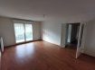 Appartement Vente 2 chambres à Longwy - 146 000 € A Longwy bas à proximité des commerces dans une résidence sécurisée.
Au troisième étage avec ascenseur, coquet appartement composé d'un hall d'entrée avec placard, une cuisine équipée avec un accès au balcon, un salon/séjour avec accès au balcon (possibilité d'ouvrir la cuisine vers le séjour), couloir avec placards, WC séparé, salle de bain et deux chambres (une avec placard).
Un garage box individuel.
Chauffage individuel au gaz.
Charges mensuelles de 90€ comprenant :
- nettoyage des parties communes hebdomadaire
- entretien des espaces verts
- consommation eau et électricité des parties communes
- entretien ascenseur
- entretien portail
- consommation d'eau de l'appartement
- syndic professionnel
Résidence construite en 2008, copropriété sérieuse, pas de dette.