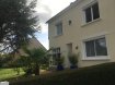 Maison Vente 3 chambres à Missillac - 228 500 € Maison Missillac 4 pièce(s). CENTRE COMMERCES ET ECOLES A PIED Maison individuelle très bien entretenue et remise aux goûts du jour offrant au rez de chaussée une entrée, cuisine aménagée et équipée ouverte sur salon séjour avec poêle à bois donnant sur terrasse Ouest avec store banne, cellier et wc.
A l'étage palier desservant 3 belles chambres dont une avec grand dressing, salle de bain avec wc.
Au 2ème étage un grenier isolé aménageable.
Beau jardin arboré et clos de 690m² environ avec doubles garage et atelier ainsi qu'un bûcher.
BEAU PRODUIT - CENTRE -
REF 10332
DPE : En cours
AGENCE IGOR IMMOBILIER MISSILLAC
Tel 02.40.90.17.82.
dont 3.86 % honoraires TTC à la charge de l'acquéreur.