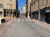 Local commercial Location à Metz - 6 060 € c.c. 450 m2 Local Commercial METZ HYPERCENTRE. Belle adresse pour ce local commercial de 450 m2. En angle de rue. Entre Place Saint Louis et Place d'Armes. Accès facile, parking proche, arrêt de bus, accès piétons... Tout est réunis. En sous-sol, véritable cave voûtée de 200 m2 Rez de chaussée: 250 m2 de surface à achalander avec vitrine visible de tous. Activité : Tous commerces. Disponibilité immédiate. Loyer : 6 000 EUR HT / MOIS , Charges: 60 EUR / MOIS, Taxe Foncière 4 000 EUR, Frais d'agence 10% du loyer annuel HT IMPORTANT : PAS DE DROIT D'ENTREE AGENCE VENNER IMMOBILIER. Achat, Location, Vente, gestion 03 87 63 66 38 // 07 87 01 95 93
