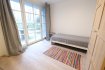 LUXEMBOURG- Bonnevoie, 39, rue Anatole France, chambre meublée rénovée, numéro A2, de 11 m2 habitable avec terrasse et petit jardin privatif, située au rez-de-jardin et comprenant : lit simple, placard, bureau, chaise, table basse. Dans les parties communes : cuisine équipée, salle de douche avec WC, buanderie avec lave-linge et sèche-linge, grande cave commune. Libre le 1er septembre 2026. Bail d'un an minimum. Prix : 910 euros + 150 euros de charges (compris dans les charges : chauffage, eau, électricité, internet, assurance et nettoyage des parties communes). Jardin commun, Caution : deux mois de loyer, frais d'agence : un mois de loyer + TVA, 50% à charge du locataire, 50% à charge du bailleur. POUR UNE SEULE PERSONNE. Contact et visites : Arianna GHITTINO, téléphone : 691 205 573, email : arianna@parkagence.lu et Rosalba MAITRE, téléphone : 691 550 189 Email : rosalba@parkagence.lu
