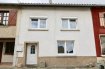 Maison Vente 3 chambres à Téterchen - 118 000 € Maison de village . 2 KM TETERCHEN Maison lorraine F5 à rénover, située au calme. Elle se compose d'un séjour, une cuisine avec coin repas, 3 chambres, cave, grenier et jardin.Toiture bon état, double vitrage PVC.