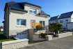 Maison Vente 6 chambres à Bascharage - 895 000 € Belle maison libre des 4 côtés située sur un beau terrain de 5a62 dans une rue calme au centre de Bascharage.
La maison dispose de :
Sous-sol : Grande cave avec accès au grand jardin, chaufferie/buanderie, bureau, WC séparé, et garage pour 2 voitures
Rez-de-chaussée : Hall d'entrée, grand living/salle à manger avec accès à la terrasse, 2 chambres à coucher et cuisine équipée disposant aussi d?un accès à la terrasse.
Etage 1 : Palier, 4 chambres à coucher et grande salle de bain + WC.
Grenier : stockage
A visiter.
La maison se trouve dans la rue du stade, une rue calme, à proximité de: l'école primaire, crèche, complexe sportif, arrêt de bus?.etc
Ref agence :185
