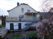 Bureau Vente à Hollenfels - 820 000 € A vendre dans le village de Hollenfels, commune de Tuntange, immeuble de rapport.
Idéal pour profession libérale au rdch et habitation au 1er et 2ème étage.
Rdch:
Appartement de 105m² avec entrée indépendante, salle de douche ave wc, séjour / salle à manger avec coin cuisine équipée, 2 chambres à coucher, garage.
1er et 2ème étage:
Duplex de 203m² avec entrée indépendante, salle de bain, wc séparé, 3 chambres à coucher, séjour / salle à manger avec coin cuisine équipée, grande terrasse de 50,56m², garage.
Jardin.
