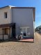 Maison Location 2 chambres à Basse-Ham - 1 200 € c.c. Maison F4 en duplex de 92m2, entrée, double séjour avec cuisine ouverte équipée (four plaque de cuisson, hotte aspirante, lave vaisselle),cellier et accès terrasse et jardin.
Au 1er deux chambres, salle de bains avec baignoire, WC.
Chauffage individuel gaz, DV PVC.
Deux places de parking sur l'avant.