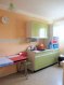 Appartement Vente 2 chambres à Joeuf - 67 000 € Proche des commodités, appartement F4 au rez de chaussée formant le lot n°66 comprenant un hall d'entrée, une cuisine, un salon-séjour avec accès balcon, deux chambres, une salle d'eau, un wc séparé, une cave formant le lot n°10 et une seconde cave formant le lot n°15. Syndic professionnel. Copropriété de 20 lots principaux. 116,36 ' charges par trimestre. Honoraires compris : 10,4 %