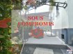 Maison Vente 2 chambres à Fameck - 223 500 € Maison Fameck 4 pièce(s) 85 m2. NOUVEAUTE ! Sur la commune de Fameck, cité Bosment, devenez propriétaire d'une charmante maison jumelée entièrement rénovée avec goût sur un terrain de 3 ares 60 ca composée de :Au rez de chaussé surélevé :- Un grand hall d'entrée avec un wc séparé - Une cuisine récente indépendante aménagée et équipée- Un salon exposé plein sud (18m²) avec une belle hauteur sous plafond - Une salle à manger (13m²)A l'étage :- Une 1ere chambre de prés de 13,50m²- Une 2nde chambre de plus de 17m² attenante à un espace pouvant servir de dressing/bureau et d'une salle de bain avec wc.Au sous-sol (aménagé)- Une salle d'eau avec cabine de douche et baignoire- Une buanderie/cellier- Une pièce complémentaire de plus de 16m² faisant actuellement office de 3ème chambreLa maison dispose également d'un espace cave accessible depuis l'extérieur, idéal pour y ranger son matériel de bricolage.Vous pourrez profiter d'un jardin exposé plein sud sur l'arrière et d'un espace de verdure sur le devant de la maison ainsi que de sa terrasse L'intégralité des extérieurs ont été rénové, entièrement clos, vous pourrez y garer vos véhicules dans la cour accessible par un portail motorisé. Chaudière gaz à condensation 2009DV PVC + Volet RoulantCombles isolés Isolation intérieurAbsence d'AmiantePossibilité d'extensionPour plus de renseignements :Marie PETITFRERE : 06 95 67 68 76
