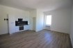 Appartement Location 1 chambre à Audun-le-Tiche - 620 € c.c. AUDUN LE TICHE. VILLERUPT-IMMOBILIER vous présente ce bel appartemment F2 de 42m2 situé au 1er étage d'un immeuble bien tenu, lumineux et entièrement rénové. Il se compose d' une cuisine équipée ouverte sur un séjour, une chambre et une salle de bain avec douche et WC. Il dispose également d'une cave privative. L'immeuble est idéalement situé au centre d'Audun-Le-Tiche,situé à promimité immédiate de la Place du Château, des commerces et au plus proche de la frontière Luxembourgeoise. A voir!