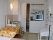 Studio Location à Nancy-Poincaré - Foch - Anatole France - Croix de Bourgogne - 400 € c.c. NANCY, non loin de la Gare et du centre-ville, tout proche de l'IUT Charlemagne, de la faculté des Lettres et de Droit, dans bel immeuble sécurisé, au 1er étage, vue sur jardin, au calme et très ensoleillé, COQUET STUDIO, kitchenette équipée, , salle de bains, wc, chauffage individuel électrique par radiateur nouvelle génération à inertie, Loyer : 370 euros plus 30 euros de charges,
Agence KLAA 8 rue Girardet NANCY 06 80 44 77 95