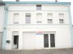 Local commercial Location à Fourmies - 715 € c.c. Local commercial en centre-ville comprenant : hall d’exposition d’environ 50 m2, 2 salles arrières, WC.
Loyer : 715 €
