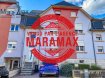 Maison jumelée Vente 4 chambres à Tetange - 750 000 € L'agence immobilière MaraMax s.àr.l vous propose cette chaleureuse maison rénovée, située à Tétange et implantée sur un terrain de +/- 4a 64ca.
La maison a une surface habitable de 126.66 m2, une surface totale de +/- 174.66m2 et se compose comme suit :
Le rez-de-chaussée accueille les différentes activités de jour :
- hall d’entrée avec sol marbre,
- living/salle à manger,
- cuisine équipée fermée.
Premier étage :
- hall de nuit,
- deux chambres à coucher,
- salle de douche avec deux lavabos, WC et fenêtre.
Deuxième étage :
- hall de nuit,
- deux chambres à coucher,
- une salle de douche avec lavabo, WC et fenêtre.
Sous-sol :
- hall de cave ,
- buanderie / chaufferie (chauffage à gaz),
- cave avec accès terrasse et jardin.
A ceci s’ajoute un emplacement extérieur ainsi qu'un box fermé privatif, derrière la maison.
La maison a été rénové entièrement en 2019!
Pour plus d’informations par rapport à cette chaleureuse maison, n’hésitez pas à nous contacter.