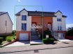 Maison jumelée Vente 4 chambres à Koerich - 990 000 € -- FR --
SCHAUS Immobilier vous propose à la vente une magnifique maison unifamiliale dans une rue calme de Goeblange dans la commune de Koerich.
Au rez-de-chaussée, l'entrée dans la maison se fait par un beau hall d'entrée (avec placard intégré), desservant les pièces suivantes :
- Une cuisine équipée et aménagée avec frigo américain, d'une surface d'environ 13,84m2. Le salon/salle à manger est directement accessible depuis la cuisine.
- Un grand salon/salle à manger ( -45,18m2) avec feu de bois, qui se distingue par sa luminosité. Les portes-fenêtres laissent entrer beaucoup de lumière.
La terrasse idéalement exposée au soleil toute l'après-midi, d'une surface d'environ 20m2, est accessible depuis le salon/salle à manger. La terrasse, qui dispose d'une marquise, vient d'être entièrement refaite à neuve.
Un escalier permet d'accéder au jardin.
- Un WC séparé avec fenêtre.
- Un débarras.
Un escalier en béton mène au premier étage, où un hall (avec placard intégré) permet d'accéder à :
- Trois chambres d'environ 16,00m2, 17,00m2 et 22,00m2 dont les sols sont recouverts par du parquet. Ces pièces se distinguent, elles aussi, par leur excellente luminosité.
- Une salle de bains moderne, équipée d'une fenêtre et disposant d'une baignoire, d'une douche, d'une double vasque et d'un WC.
Un escalier en béton permet d'accéder au second étage où se trouve une quatrième chambre. Le grenier aménagé est actuellement affecté à l'utilisation de bureau.
Au sous-sol de la maison se trouvent :
- La buanderie avec un accès au jardin.
- Une salle de douche avec vasque et WC.
- Une chaufferie.
- Un grand garage permettant d'accueillir jusqu'à trois petites ou deux grandes voitures en enfilade.
La maison dispose d'un beau jardin naturel, idéalement exposé au soleil.
La surface totale de l'immeuble est d'environ 235,00m2 dont environ 170,00m2.
La maison se trouve dans la localité de Goeblange (commune de Koerich), à environ 1,20km de Koerich et à prxomité de toutes les commodités, telles que notamment :
- La maison relais de Koerich ( - 1,70km) ;
- Une épicerie et des restaurants ( -1,20km) ainsi qu'un café ;
- Les transports en commun, un arrêt de bus (lignes 255, 256, 335, 337, 338 et 429) se trouve à 600m de la maison ;
- La zone d'activité de Capellen, un supermarché, un garage automobile, etc. se trouvent à environ 5,00km ;
- Les axes de circulation, notamment la route d'Arlon et l'autoroute A6 se trouvent à environ 4,70km de la maison.
En ce qui concerne les équipements techniques de la maison, il faut souligner que :
- La maison a été construite en 2005 ;
- Le chauffage est au mazout ;
- La maison est équipée d'un système d'alarme ;
- Les fenêtres sont en double vitrage avec des châssis en PVC et disposent de volets roulants électriques ;
- La toiture est en tuiles et est isolée ;
- Les dalles sont en béton ;
- L'ensemble de la maison est parfaitement entretenu, aucun travail de rénovation n'est nécessaire ;
- L'immeuble est implanté sur un terrain de 3a20ca.
Nous sommes à votre entière disposition pour tout renseignement complémentaire et un rendez-vous de visite.
Ref agence :883100
