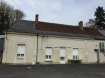 Maison Vente 2 chambres à Marçon - 159 000 € A VENDRE MAISON D'HABITATION. Venez découvrir cette maison d'habitation comprenant : Une entrée, une pièce de vie avec cuisine aménagée et équipée, buanderie, WC, salle de bains, deux chambres. Grenier aménageable, hangar, garages, 4 caves. Un studio attenant de 45 m2 comprenant une chambre, cusine, WC et salle de bains. Une ancienne maisonnette de 33.50m2. Chauffage : gaz citerne.