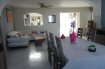 Maison Vente 3 chambres à Erre - 143 000 € Votre agence Vitrin'immo vous propose, proche des transports en commun et des commodités, cette jolie maison individuelle, idéale pour famille.Elle comprend : une entrée, un salon / séjour, une cuisine équipée, 3 belles chambres, une salle de bain et un wc individuel.Petit plus : Cette maison semi individuelle dispose également d'un jardin avec dépendances et véranda.Avis de l'agence : Maison accueillante, sans travaux à prévoir.