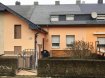 Maison Vente 2 chambres à Schifflange - 349 000 € Charmante maison avec terrasse et jardin, comprenant:
- petit hall d'entrée
- salle de douche avec WC et douche italienne
- cuisine semi équipée avec cuisinière à gaz.
- living-sàm avec poêle à gaz
à l'étage: 2 chambres à coucher
au sous-sol: caves de rangement-buanderie
- la maison a une annexe qui sert de débarras et qui pourra être utilisé pour prolonger la salle de bains ou autre pièce à vivre.
La maison a du double vitrage avec volets de 2001, un poêle à gaz dans le living, pas de chauffement dans les chambres, il y a le gaz de ville dans la maison (possibilité de faire une chaudière gaz avec boiler). L'électricité a +- 10 ans. Dalle en béton au rdch, à l'étage il y a une dalle en bois.
Charmante maison avec du potentiel.
LIBRE DE SUITE