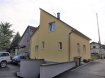 Maison Location 3 chambres à Bartenheim - 1 150 € c.c. Maison type F5 à Bartenheim . Entre la gare et le centre-ville, en retrait de la route, maison individuelle de 102 m2 construite en 2013. Sur une parcelle de près de 4 ares, elle comprend: une entrée, un salon-séjour avec accès terrasse et jardin, une cuisine équipée ouverte, 3 chambres, une grande salle de bains avec baignoire + douche, 2 WC. Sous-sol avec buanderie et garage. Parking à l'extérieur. Grand jardin orienté sud. Chauffage central au gaz + possibilité de poêle à bois (conduit existant). Disponible le 1er septembre.