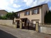Maison Vente 5 chambres à Novéant-sur-Moselle - 190 000 € Secteur NOVEANT SUR MOSELLE. Joli Pavillon F7 sur sol complet totalement indépendant.Secteur très calme. Cuisine équipée, agréable salon séjour avec accès direct sur terrasse et jardin clos et arboré, 5 chambres et grand garage. Tout confort.