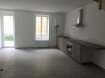 Appartement Vente 3 chambres à Pont-à-Mousson - 150 000 € Bel appartement avec terrasse. Appartement entièrement rénové avec grande terasse sans vis à vis.
Offrant en RDC : Cuisine équipée ouverte sur vaste séjour (53m2) accès terrasse, chambre avec salle de bains, wc.
A l'étage : deux chambres, salle de bains, wc.
CC GAZ