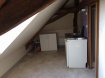 Appartement Location à Jupilles - 250 € c.c. STUDIO. Dans un immeuble en monopropriété, un studio meublé en combles, comprenant : pièce de vie avec coin cuisine équipée de plaques de cuisson et réfrigérateur, salle d'eau et wc.Loyer 250.00 euros par mois Honoraires charge locataire : 126.00 euros TTC dont 42.00 euros TTC pour état des lieux