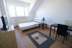 Studio Location à Luxembourg-Rollingergrund - 1 050 € LUXEMBOURG-BELAIR, 32, rue Michel Engels, studio meublé rénové de 25 m2 au troisième étage sans ascenseur et comprenant : entrée, nouvelle salle de douche avec WC, pièce principale avec lit, table, chaises placards, TV, cuisine équipée (pas de lave-vaisselle), lave-linge à la buanderie. Libre de suite. Pour une seule personne, pas d'animaux.
Loyer : 1050 + 150 de charges. Dans les charges tout est compris sauf internet et assurance locative.
Frais d'agence : un mois de loyer + TVA, 50% à charge du locataire, 50% à charge du bailleur.
Contact et visite : Arianna GHITTINO, téléphone : 691 205 573
Email : arianna@parkagence.lu