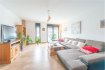 Appartement Location 2 chambres à Echternach - 1 300 € Appartement à Louer à Echternach
RE/MAX Luxembourg, spécialiste de l'immobilier au Luxembourg, vous propose ce magnifique appartement de haut standing à Echternach, à deux pas de la zone piétonne.
L'appartement se compose de suite:
D'un hall d'entrée, d'une belle Salle de bains avec douche italienne et double vasque (sols et murs en marbre),
de 2 chambres de /- 20 m2 avec dressing(armoire encastrée) et 18 m2,
living et salle à manger de /- 40 m2 très lumineux,
d'une cuisine 14 m2 équipée.
De plus un débarras une buanderie et un emplacement privatif intérieur.
Finitions de haut standing : Chauffage au sol, volets électriques, fenêtres double vitrage.
À deux pas de la Zone piétonne, proche des transports en communs et de toutes commodités, commerces, restaurants, pharmacies, centre commercial etc etc.....
Pas d'ascenseur et jardin
visites à partir de la dernière semaine de août