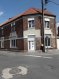 Maison Location 4 chambres à Cambrai - 690 € c.c. Maison de ville proche hôpital. Maison de ville comprenant : salon/séjour très spacieux avec poele à pellet, 1chambre, cuisine semi équipée, WC. A l'étage : palier, 3 chambres, 1 bureau. chauffage électrique à l'étage - cave - garage - UNIQUEMENT UNE COUR PAS DE JARDIN loyer 680 EUR et 10 EUR de provision pour la taxe sur les orudures ménagères. dépôt de garantie 680 EUR. honoraires 646 EUR à la charge du locataire et 647 EUR à la charge du bailleur (25 % pour la visite, 35% pour le dossier et le bail, 35% pour l'état des lieux, 1 euros d'entremise au bailleur) à régler uniquement à la signature du bail.