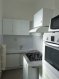 Appartement Location 1 chambre à Thionville-Victor Hugo - 610 € c.c. Appartement F2 de 58m2 situé au 1er étage d'une maison de caractère comprenant entrée, séjour avec coin cuisine (four-plaque hotte aspirante, lave vaisselle, four micro-onde), séjour avec balcon, une chambre.
Double vitrage PVC, volets roulants, chauffage individuel gaz.
Une cave.