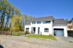 Maison Vente 3 chambres à Audun-le-Tiche - 595 000 € *SOUS COMPROMIS*L'agence immobilière Christine SIMON Sàrl vous propose en exclusivité cette très belle maison libre de 4 côtés située à AUDUN-LE-TICHE (F) à la vente, maison implantée sur un terrain de 6,12 ares.La maison construite en 2013 se compose comme suit:Au rez-de-chaussée:Garage pour 1 voiture avec porte de sortie à l'arrière vers le jardin, une buanderie et la chaufferie.Hall d'entrée, cuisine équipée ouverte donnant sur la salle à manger, living/salon avec une cheminée à bois. Espace très lumineux grâce aux grandes baies vitrées avec volets électriques.Sortie vers le jardin. Une toilette séparée. Escalier montant vers le 1er étage.A l'étage:Hall de nuit donnant sur les 3 chambres à coucher dont 1 chambre parentale avec un dressing équipé adjacent. Une salle de jeu qui peut être utilisée comme bureau ou chambre à coucher supplémentaire.Une salle bains avec baignoire, douche italienne, lavabo et toilette.Extérieurs:Jardin entièrement aménagé, arboré et clôturé avec 2 portillons.La maison se trouve dans une impasse, situation tranquille très proche de la frontière luxembourgeoise. Les écoles, crèches, et la gare sont à proximité.Du côté technique le chauffage est au sol - pompes à chaleur avec thermostats d'ambiance. Les sols au rez-de-chaussée sont en carrelage. Les salles de bains sont également carrelés et dans les espaces nuit (chambres) parquet massif au sol. Les fenêtres sont en triple vitrage avec châssis en PVC.Un passeport énergétique sera établi par le propriétaire avant la vente de la maisonCharges annuelle :Taxes d'habitation 1209 € Taxe foncière: 1411 €Charges mensuelles:Eau: 45 €Gaz et électricité : 140 €Système d'alarme avec centrale d'appel et vidéo: 12 € / trimestre.La commission de vente pour l'agence de 3% plus TVA 17 % est à charge du vendeur.Pour de plus amples renseignements ou une visite de la maison contacter l'agence au tél: 26 53 00 30 1 ou par mail: info@christinesimon.luNous sommes en permanence à la recherche de biens pour nos clients solvables, si vous désirez vendre ou louer, contactez Christine SIMON.