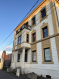THIONVILLE, à 2 pas des axes autoroutiers

Dans bel immeuble rénové, LUMINEUX F3 de 70 m2 au 1er sans ascenseur comprenant : un vaste salon-séjour, une cuisine ouverte équipée et intégrée (hotte, plaque vitro, four), deux chambres. Salle d'eau avec wc. Une place de parking complète ce bien.

Chauffage individuel gaz

LIBRE AU 01/05/2026

Loyer : 930 €
Charges : 30 € (ordures ménagères, électricité et entretien des communs)

L'eau, le gaz et l'électricité du logement sont à régler directement aux organismes concernés.

Modalités de récupération des charges locatives : provisions avec régularisation annuelle

Dépôt de garantie : 930 €
Honoraires à la charge du locataire : 770 € dont 210 € pour l'état des lieux

Date de réalisation du diagnostic : 18/03/2026
Frais annuels d'énergie : entre 1420 € et 1970 €
Consommations énergétiques : D (207 kWhEP/m².an)
Emissions de gaz à effet de serre : D (42 kgéqCO2/m².an)

UN GARANT SERA DEMANDE OBLIGATOIREMENT.
Le dépôt du dossier avant les visites se fera sur : Contacter

Les informations sur les risques auxquels ce bien est exposé sont disponibles sur le site Géorisques : www.georisques.gouv.fr

Contact pour visites : Mme VILAULT-LINTZ Rachel