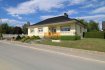 Maison Vente 3 chambres à Steinfort - 1 260 000 € Belle maison libre des 4 côtés située sur sur terrain de 7a82ca.La maison dispose de :Rez-de-chaussée : Hall d'entrée, grand living/salle à manger avec feu ouvert, belle cuisine équipée avec accès à la terrasse et au jardin, 3 chambres à coucher, 1 grande salle de bain, 1 WC séparé, terrasse et jardin.Cave : Grand garage pour 2 voitures, plusieurs grandes pièces de stockage, WC et chaufferie.La maison est dans un état impeccable.La maison sera vendue avec un droit d'usage et d'habitation à vie pour les propriétaires avec un loyer mensuelle.Idéal comme investissement.