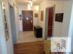 Appartement Vente 3 chambres à Luxembourg-Kirchberg - 1 137 000 € Appartement avec terrasse au premier étage, avec une surface de 120 m2, composé
comme suit:
A l’étage :
- Hall d’entrée avec vestiaire encastré,
- WC hôtes
- cuisine indépendante
- living et salle à manger de 34 m2 avec accès à la terrasse couverte
- hall de nuit
- une salle de douche avec raccords pour le lave-linge et le sèche-linge
- une salle de bain
- trois chambres à coucher
Au sous-sol : une cave privative et un emplacement intérieur.
La résidence se situe dans une rue calme, proche des commerces, de l’école européen du Kirchberg, des communautés européennes, des grands axes routiers et des connections bus et tram.
Pour tous renseignements supplémentaires ou pour convenir un rendez-vous pour une visite, veuillez nous contacter au (+352) 691 400 705 ou par email : info@17b.lu