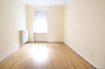 Appartement Vente 2 chambres à Algrange - 69 000 € Idéal premier achat ou investisseur!
New keys vous propose ce bel appartement à Algrange de 2 chambres à 5 minutes de Thionville et des axes autoroutiers .
Le bien se présente comme suit :
Hall d'entrée
cuisine
Séjour
2 chambres
Cave
Terrasse
Jardin privatif
Salle de bain avec baignoire et WC
Honoraires d'agence à la charge du vendeur.
Pour plus de renseignements, et/ou demandes de visites, merci de nous contacter au 27 99 86 23 ou par email à l'adresse info@newkeys.lu
Ref agence :5003259