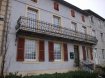 Vente - Appartement à Hayange prix : 29 900 € Exclusif agence !!! STUDIO de 20 m² comprenant : Coin cuisine, 1 pièce principale, salle de bains avec douche,terrasse. Chauffage électrique. copro de 4 lots soumis au statut de copropriété, charges prév : 150 €/an art 29-1A loi 10.07.65 et L615-6CCH